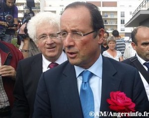 Crédit AM - ici François Hollande en visite près d'Angers