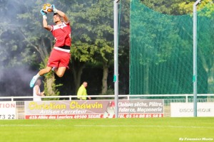 Credit Mario Fournier / Alexandre Letellier, la doublure de Grégory Malicki dans le but angevin, aura réalisé une belle partie malgré le second but lensois à six minutes du terme de la partie.