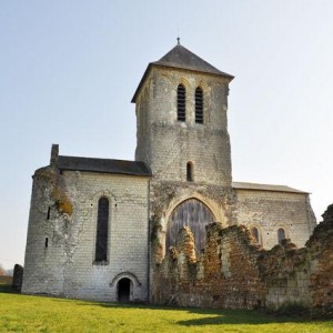 Credit Justacoté / L'abbaye d'Asnieres à cizay-la-madeleine