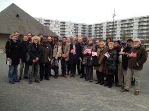 Credit Aimer Angers - Une partie de l'équipe de soutien à Frédéric Béatse cet après-midi dans le quartier de la Roseraie