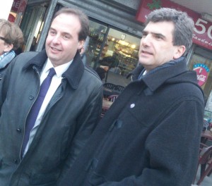 Credit AM- Jean-Christophe Lagarde et Laurent Gérault, place de l'Europe dans le quartier de Monplaisir à Angers