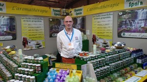 Jean Mahiat et son stand à la Foire d'Angers