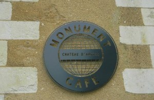 Le Monument Café du château d'Angers ouvre en nocturne cet été