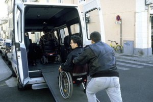 DR - Collège Félix Landreau à Angers. Le Département revoit le transport des élèves en situation de handicap