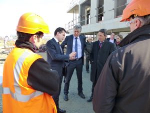 Visite de chantier  le 1er avril 2016, en présence de  Christophe Béchu,  Maire d’Angers  et Président d’Angers  Loire Métropole et de Michel Balarini, directeur de la SODEMEL 